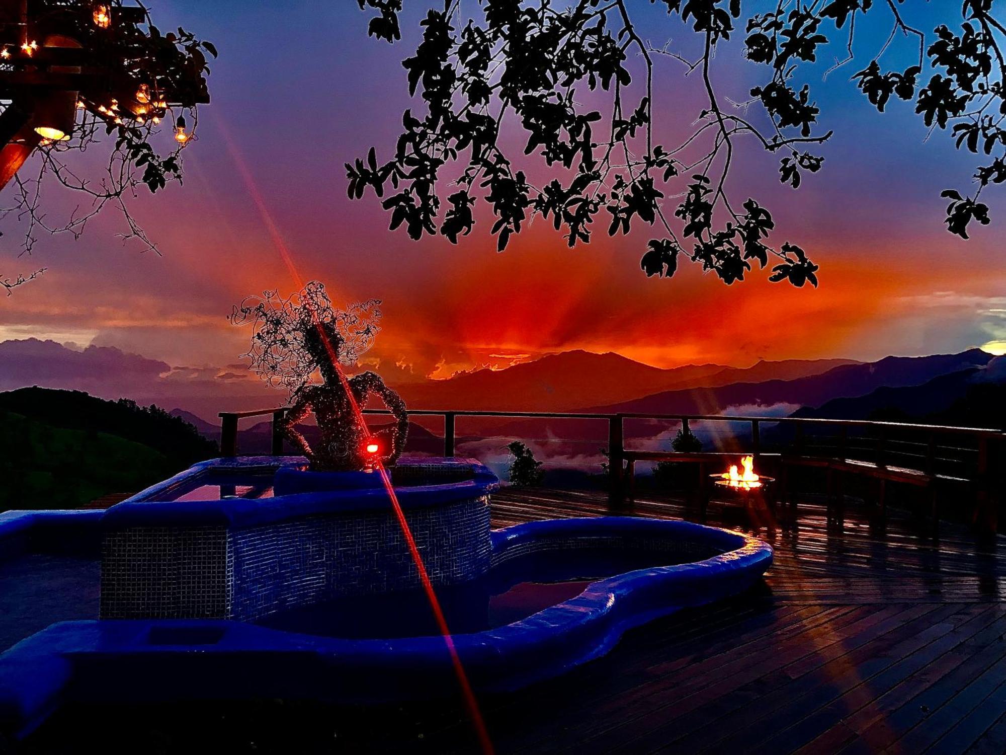 Valle Hornito El Refugio La Brisa Del Diablo Bed & Breakfast エクステリア 写真